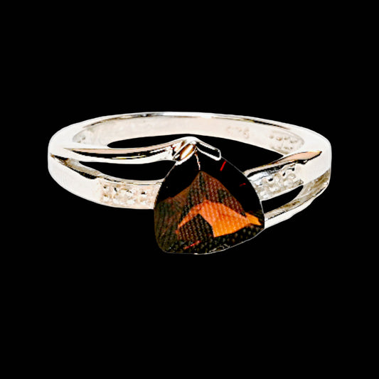 VMA Luxe Vault · Trillion-Cut Natural Garnet and White Diamond Ring · 925 Sterling Silver · Size 6